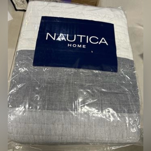 Nautica Tideway Neutral Stripe Cotton Reversible Quilt King - Picture 5 of 7